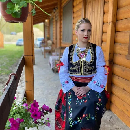 Brvnara Lolini *